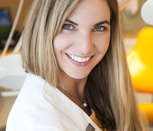 Dr. Bodor Szilvia